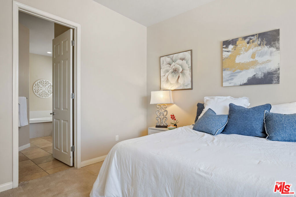 MLS #25602689 image #16