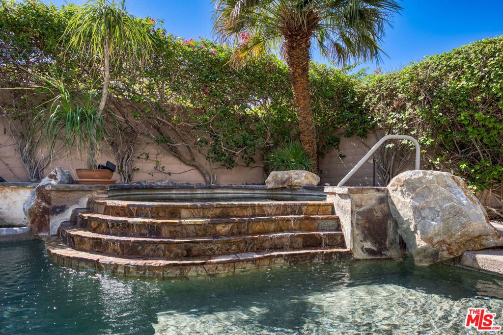 MLS #25602689 image #5