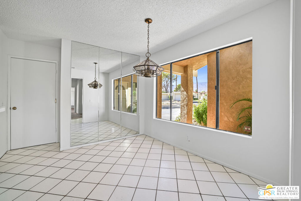 MLS #25602827PS image #14