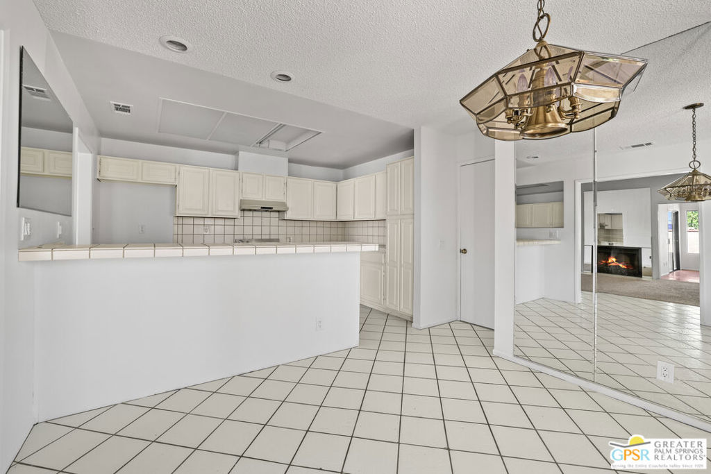 MLS #25602827PS image #15