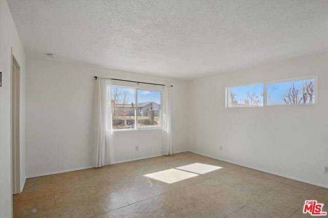 MLS #25603057 image #24