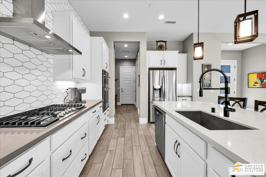 MLS #25603717PS image #2