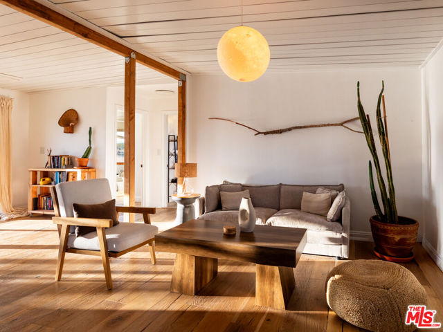 MLS #25604311 image #30