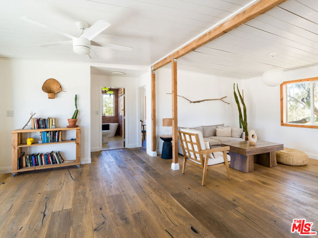 MLS #25604311 image #9