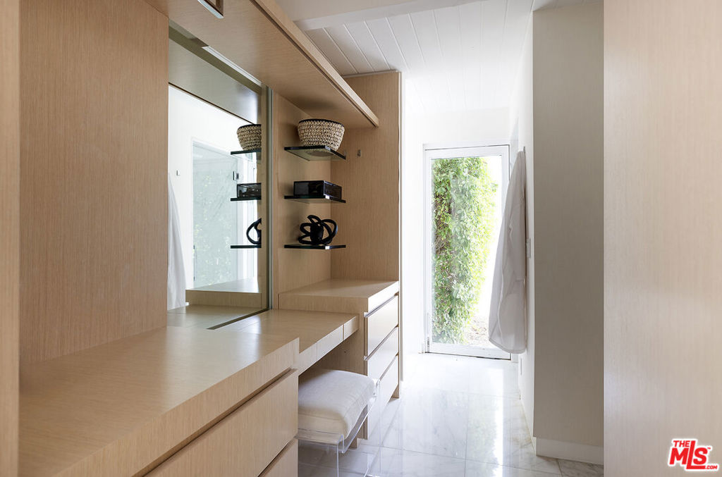 MLS #25604411 image #30