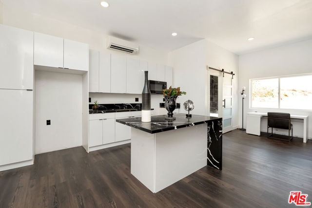 MLS #25604495 image #21