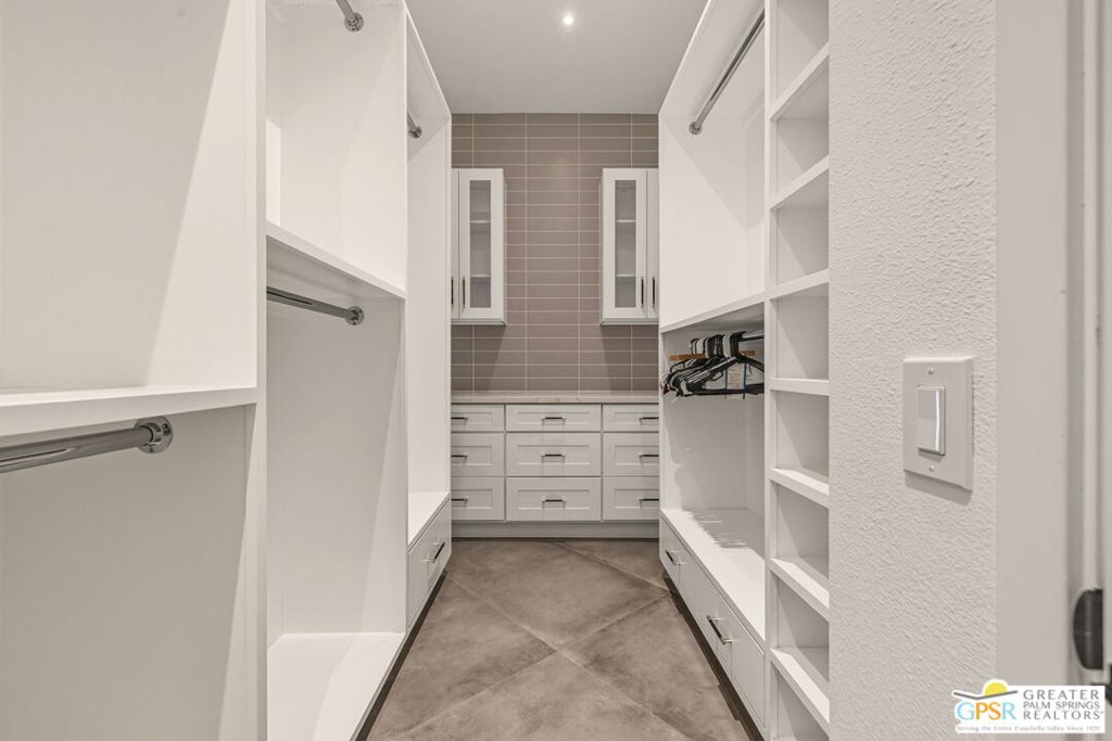 MLS #25604531PS image #40