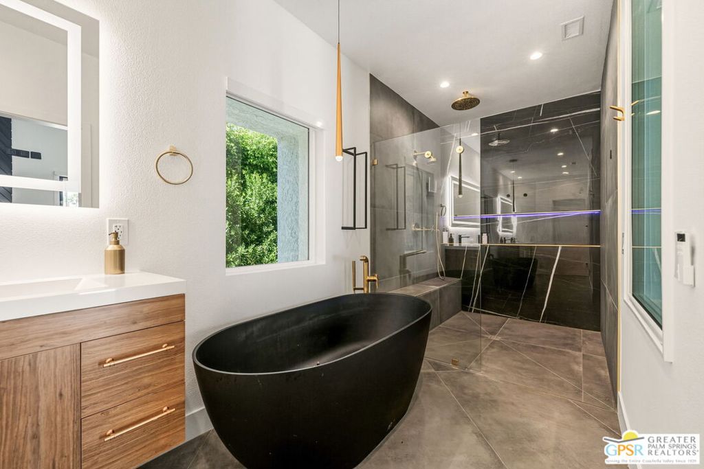 MLS #25604531PS image #41