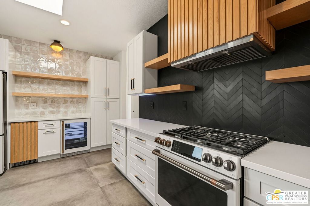 MLS #25604531PS image #6