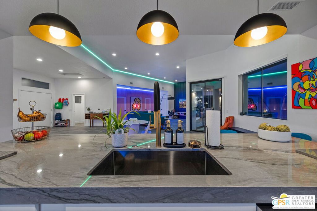 MLS #25604531PS image #7