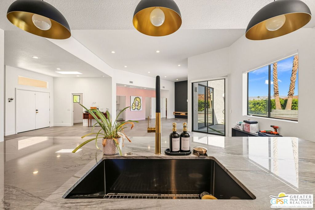 MLS #25604531PS image #8