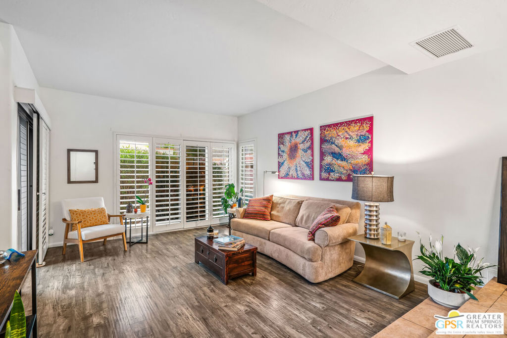 MLS #25604871PS image #1