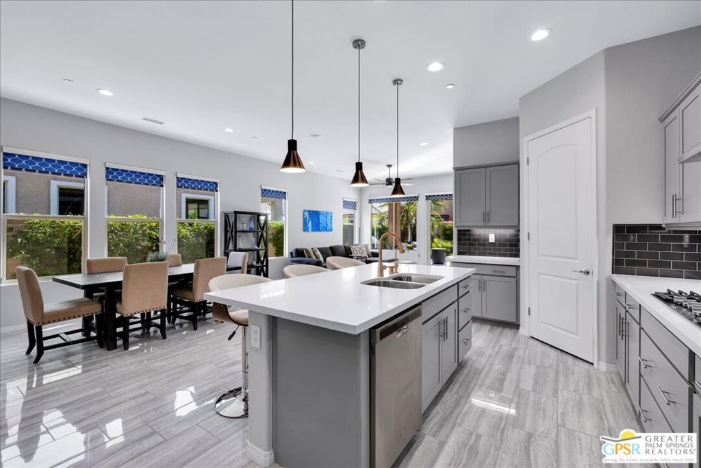 MLS #25605925PS image #16