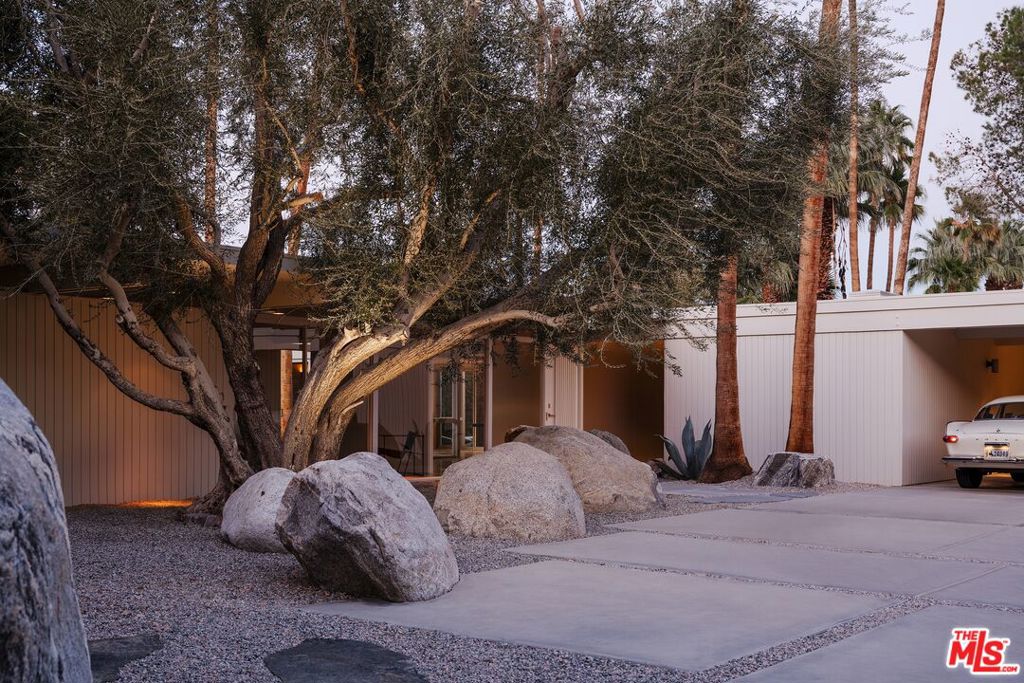 MLS #25606279 image #1