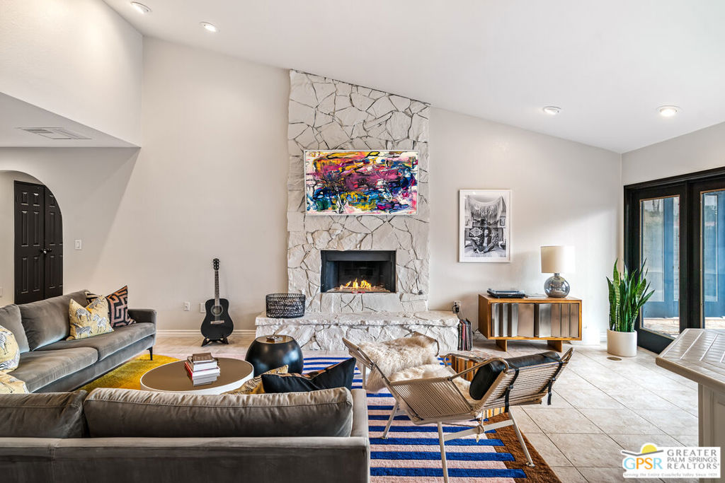 MLS #25606565PS image #15