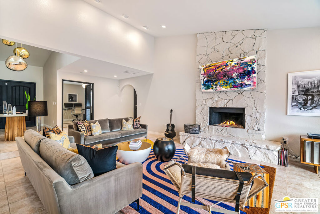 MLS #25606565PS image #16