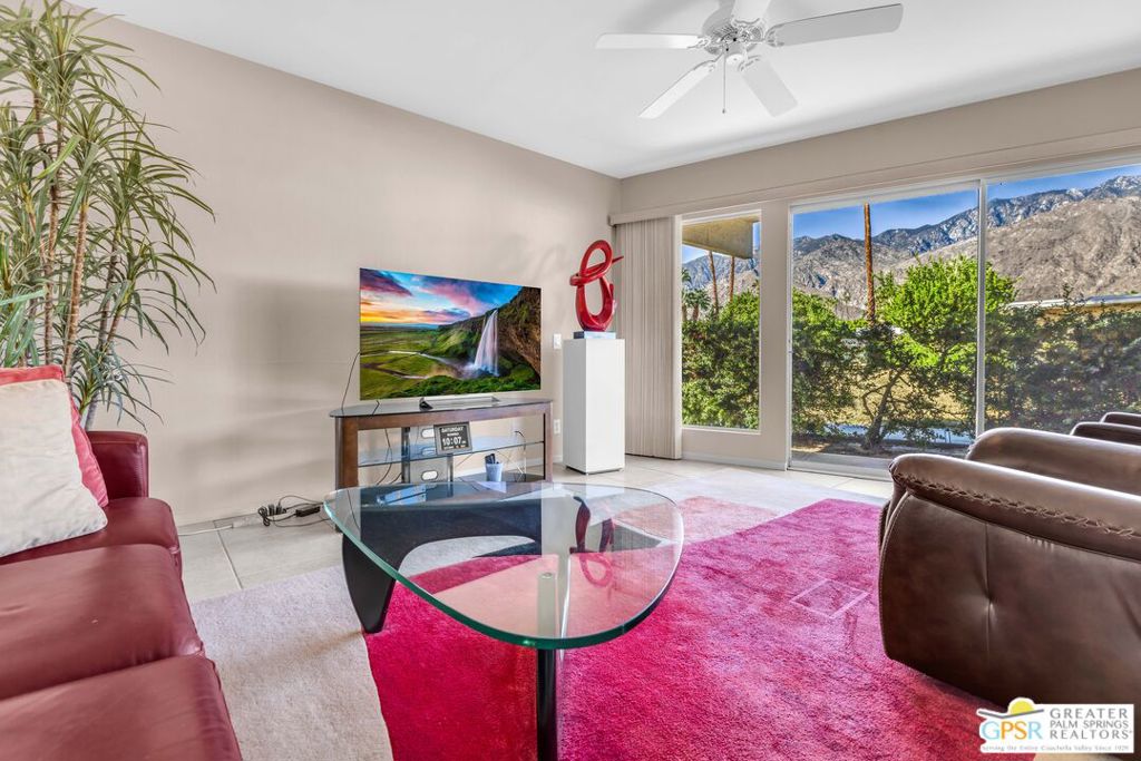 MLS #25606937PS image #1