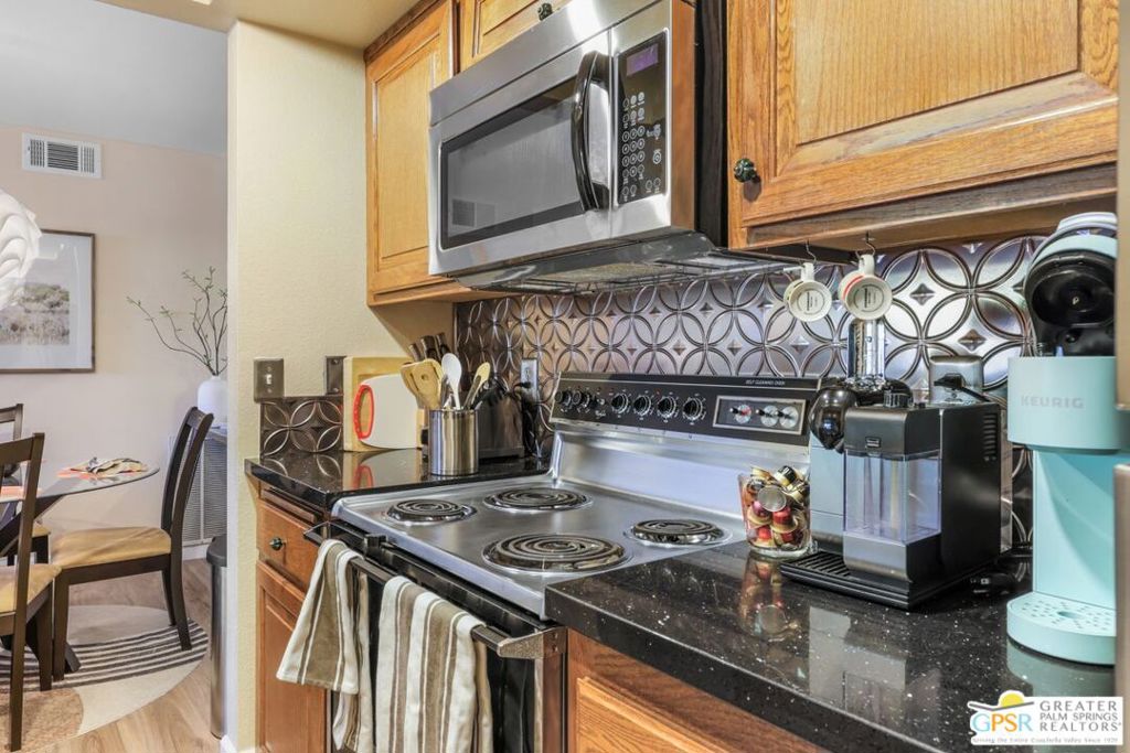 MLS #25607045PS image #16