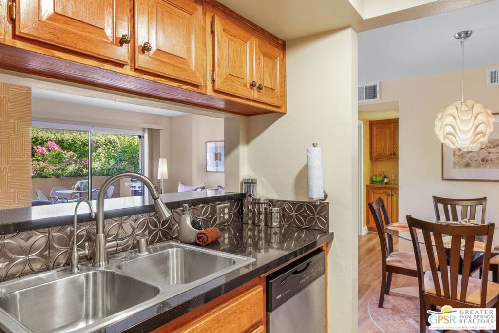 MLS #25607045PS image #17