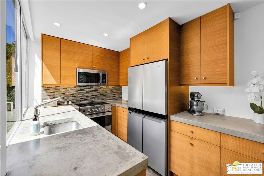 MLS #25607151PS image #24