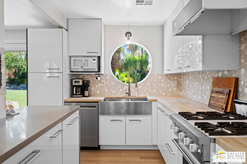 MLS #25607635PS image #14