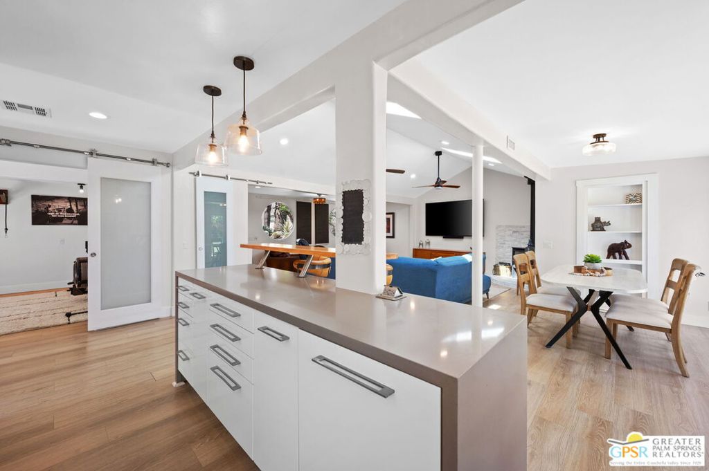 MLS #25607635PS image #15