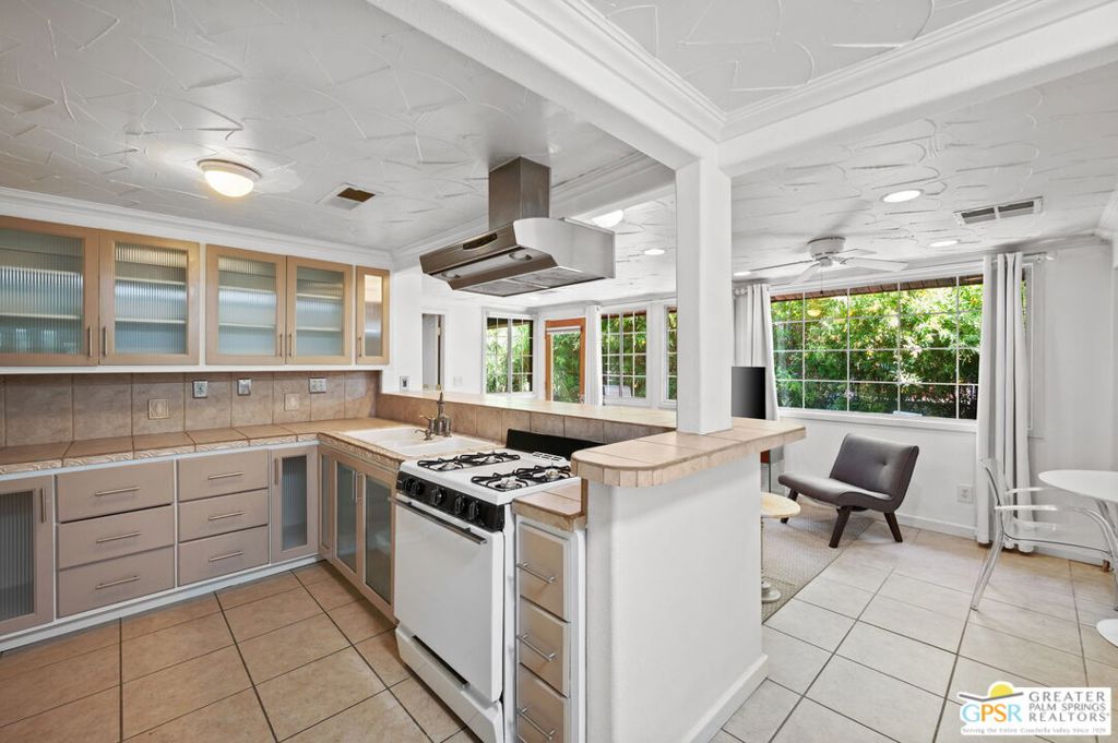 MLS #25607635PS image #39