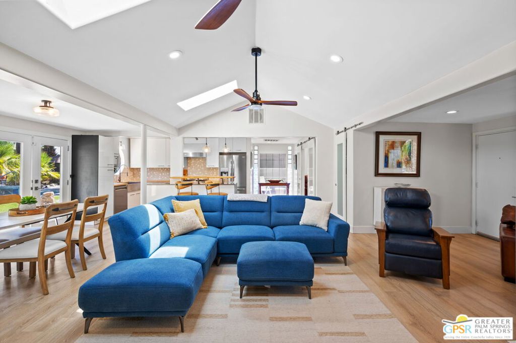 MLS #25607635PS image #9