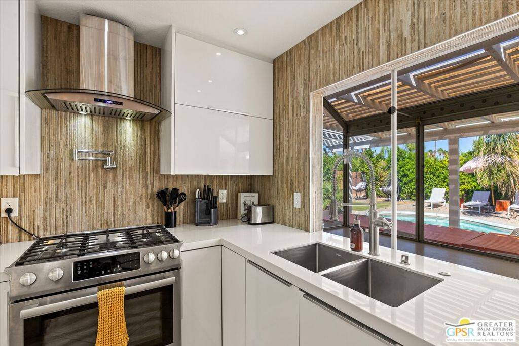 MLS #25607691PS image #10