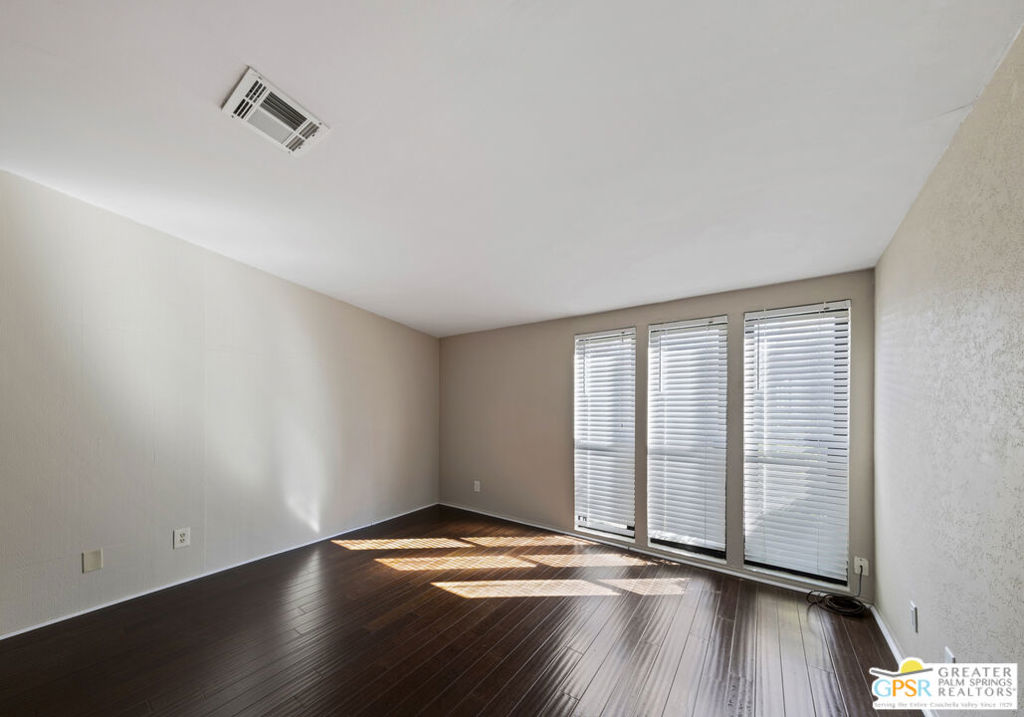 MLS #25607931PS image #24