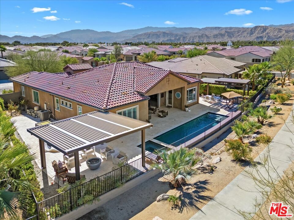 MLS #25608345 image #2