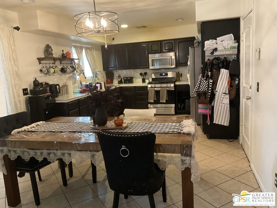 MLS #25608577PS image #1