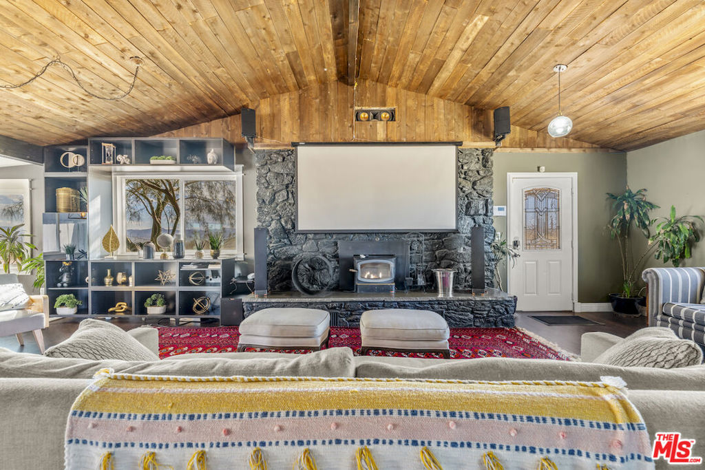 MLS #25608731 image #8