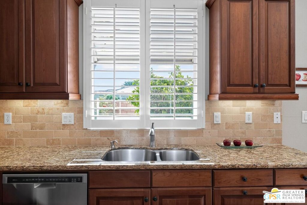 MLS #25609021PS image #16