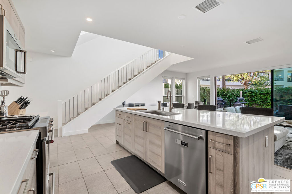 MLS #25609457PS image #18