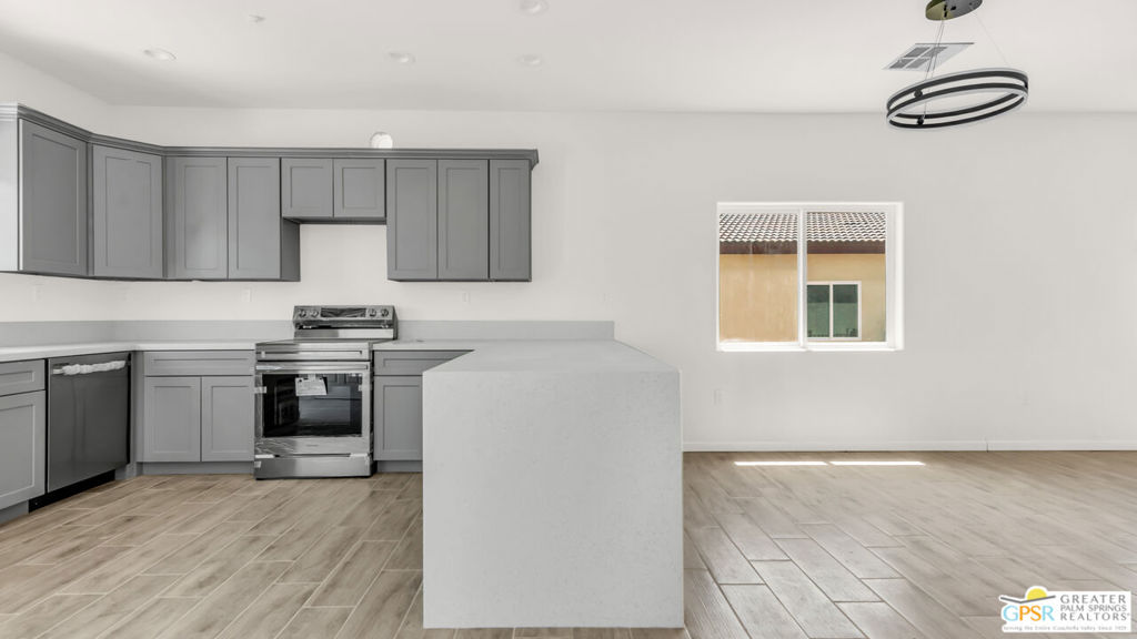 MLS #25609585PS image #10