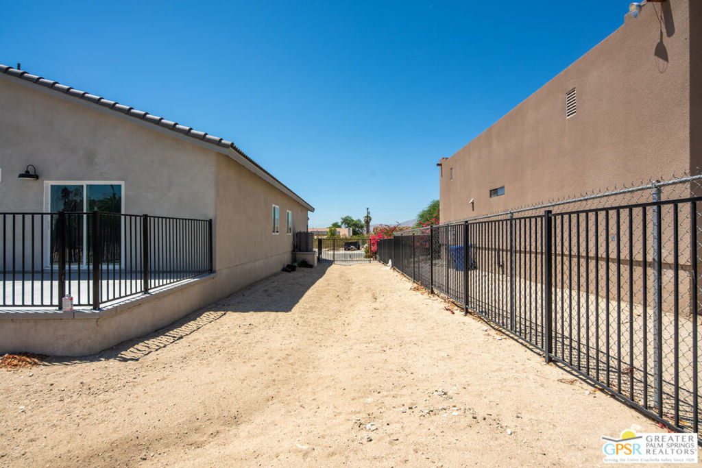 MLS #25609585PS image #42