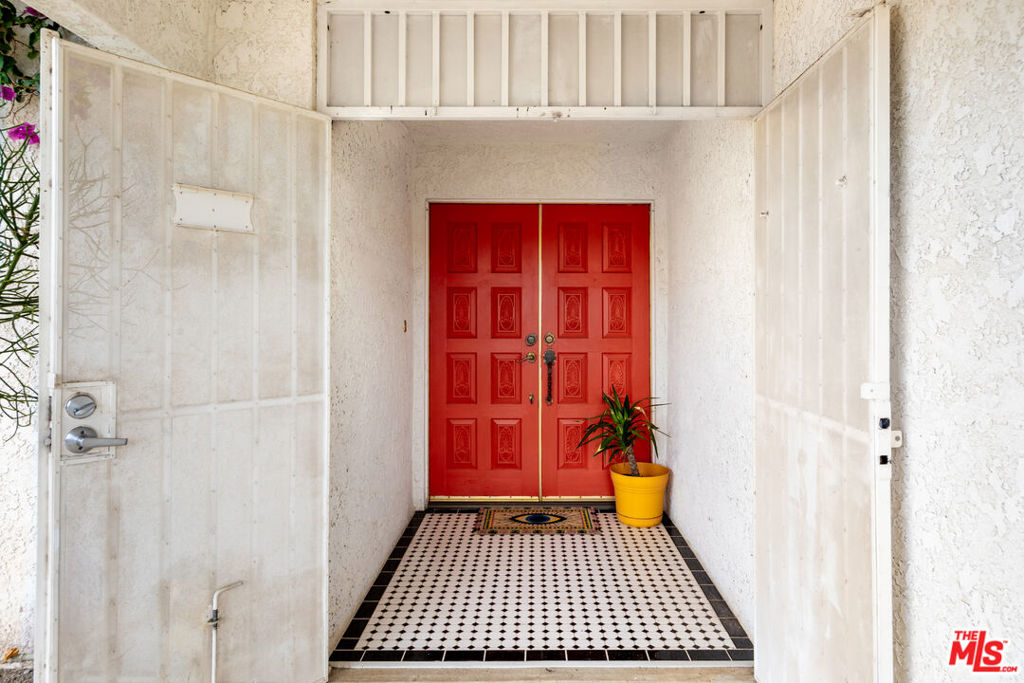 MLS #25609785 image #2