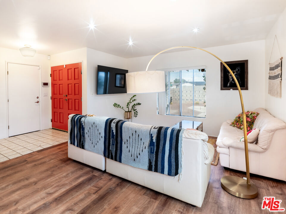 MLS #25609785 image #5