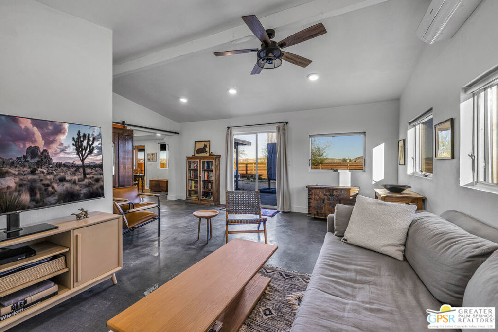 MLS #25610137PS image #10