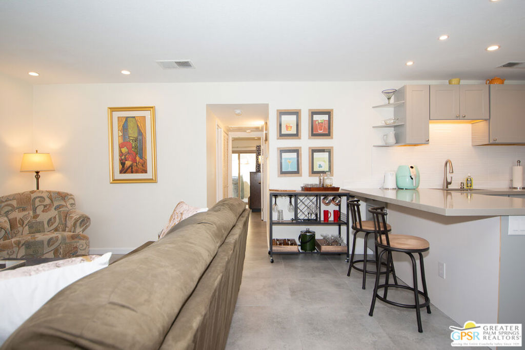 MLS #25610291PS image #2