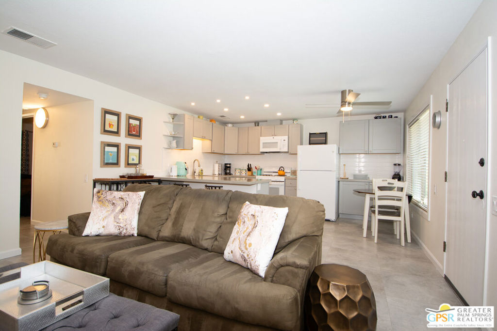 MLS #25610291PS image #4