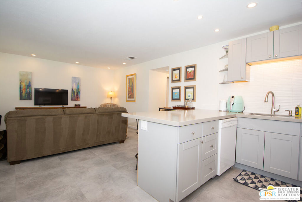 MLS #25610291PS image #9