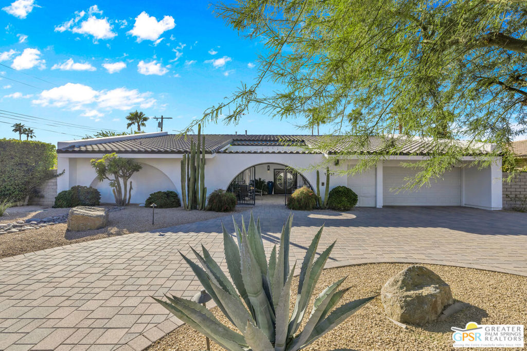 MLS #25610343PS image #1