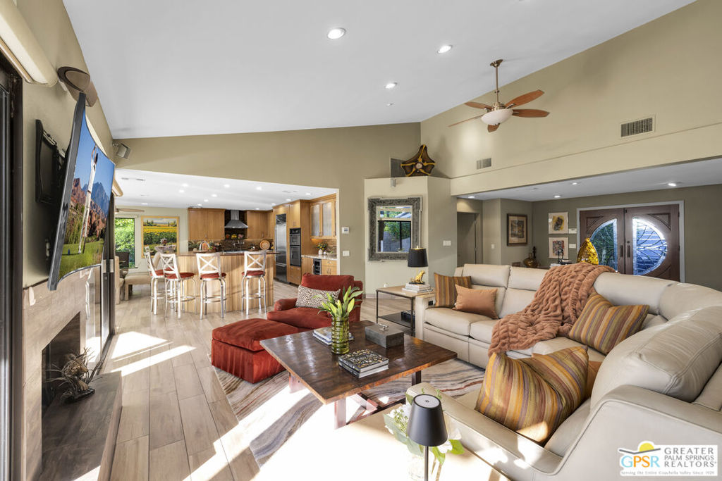 MLS #25610343PS image #10