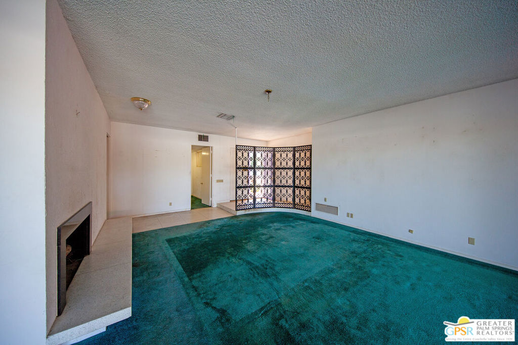 MLS #25610405PS image #4