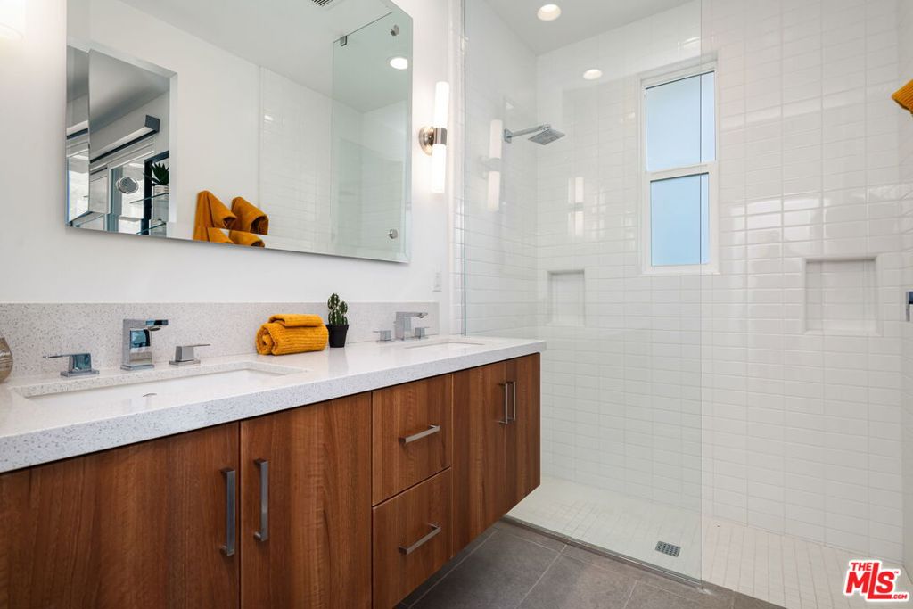 MLS #25610477 image #13