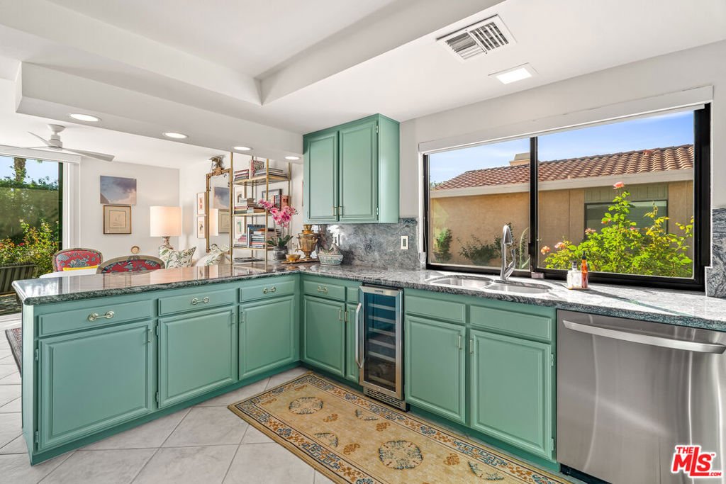 MLS #25610525 image #15