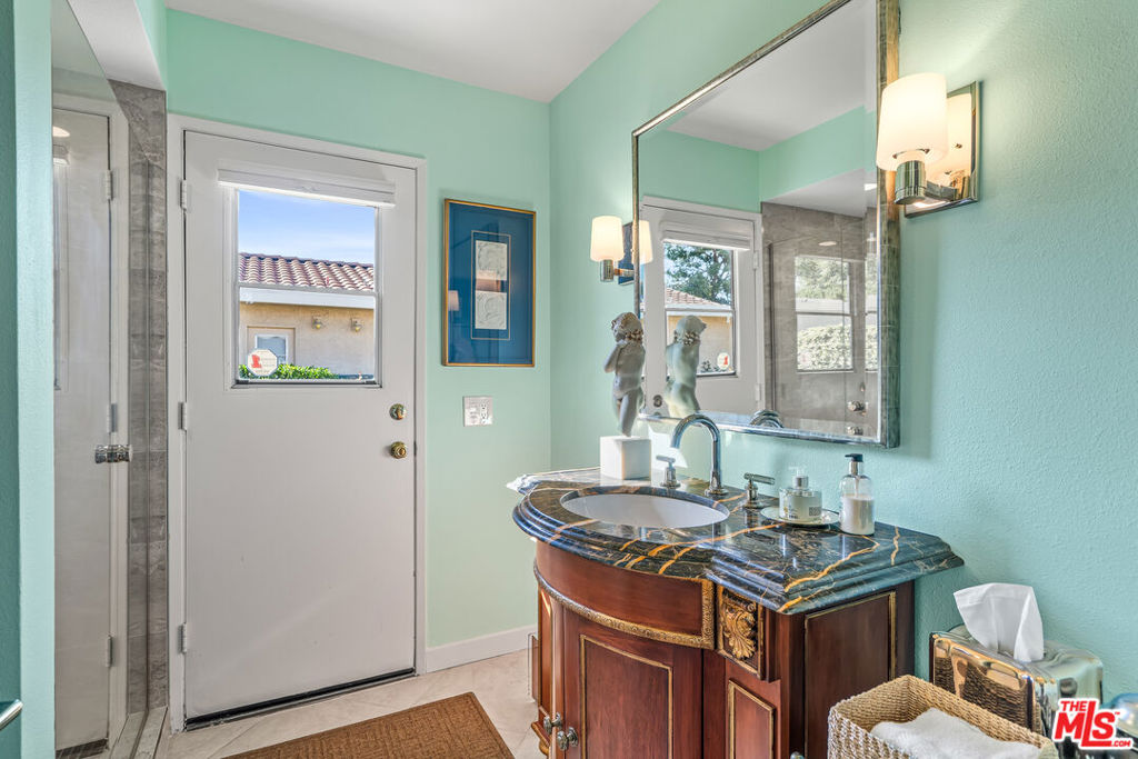 MLS #25610525 image #21