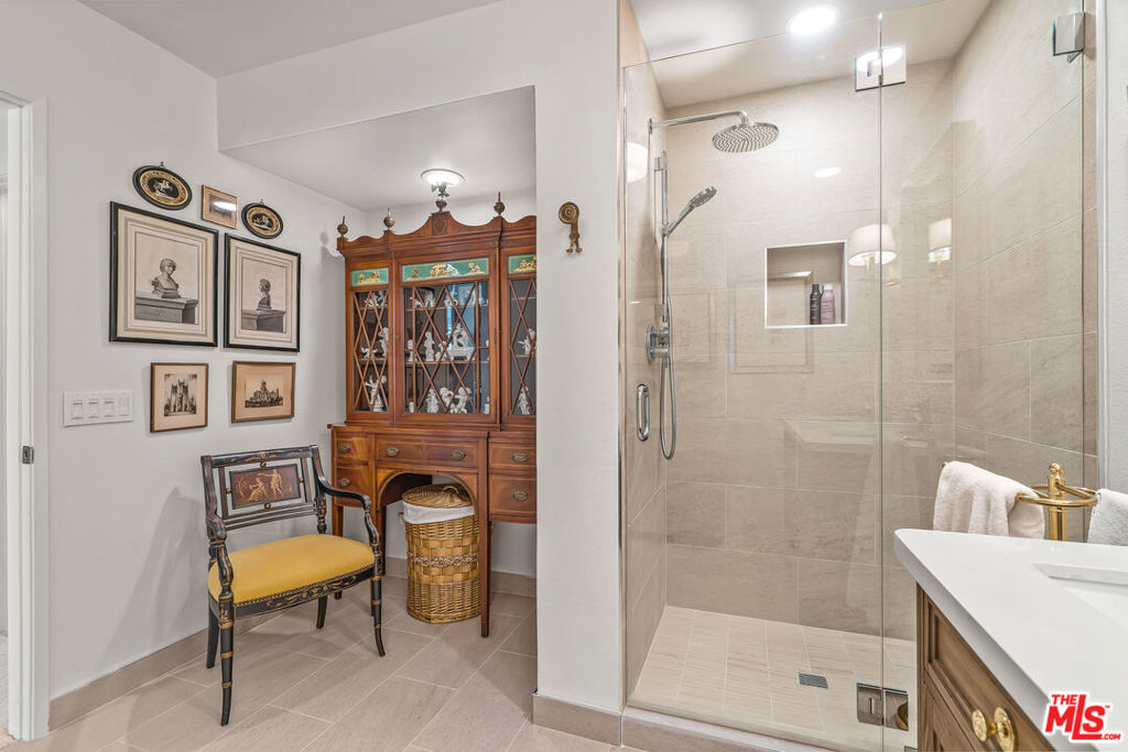 MLS #25610525 image #33